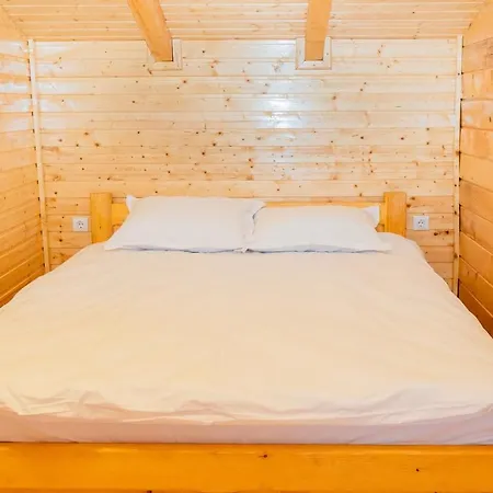 Lodge Casa Lu' Cojocar *