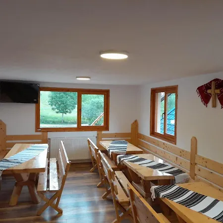 Casa Lu' Cojocar Lodge *